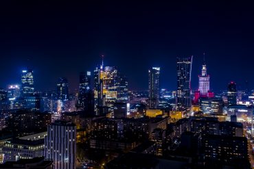 Nocna panorama Warszawy