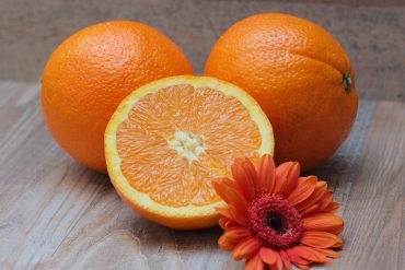świeże pomarańcze