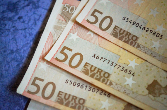 pieniądze euro nominał 50