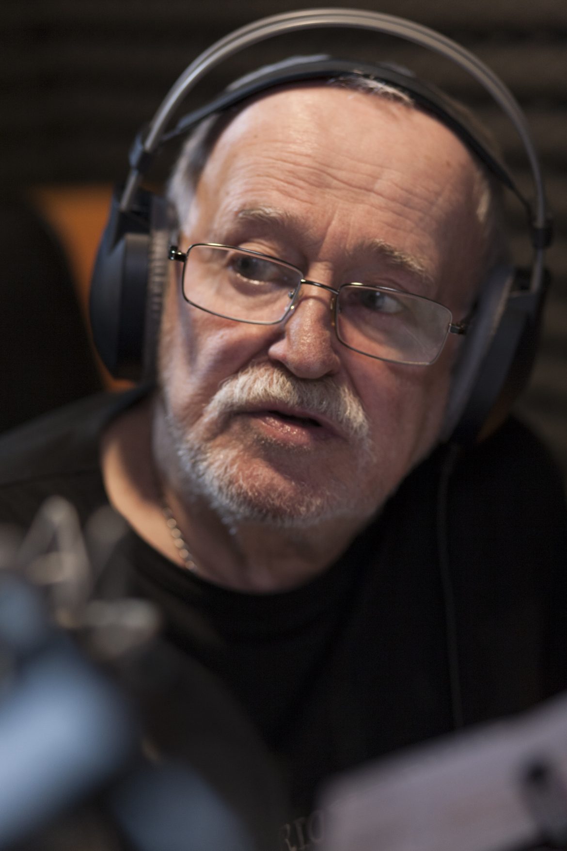 Jan Nowicki podczas nagrań Norwida (2017)