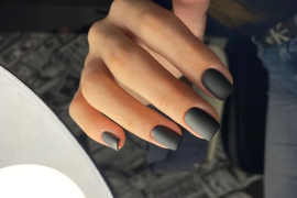 manicure hybrydowy